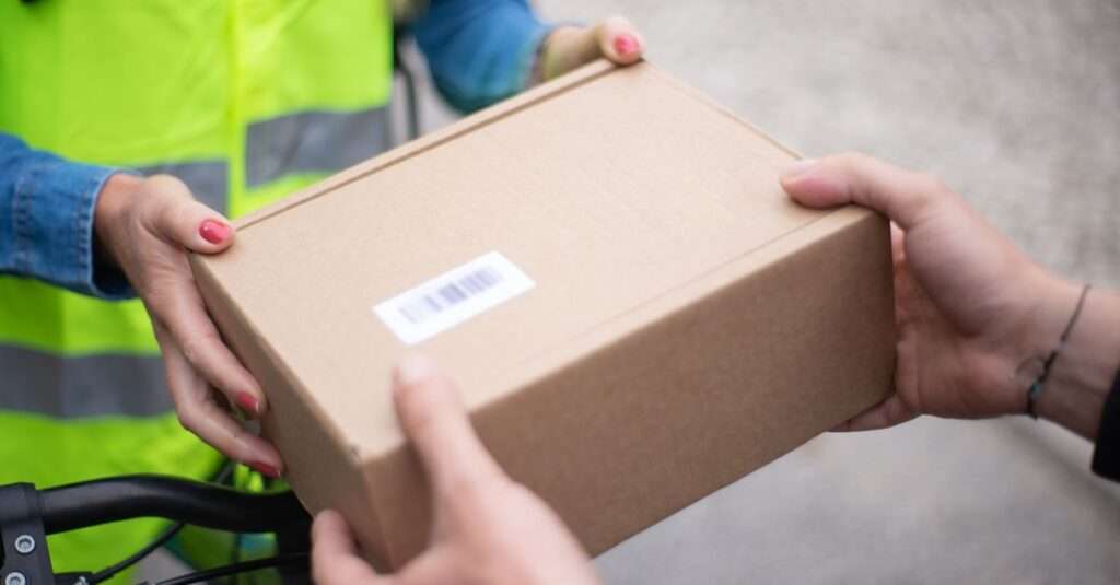 CJDropshipping vs AliExpress למתחיל