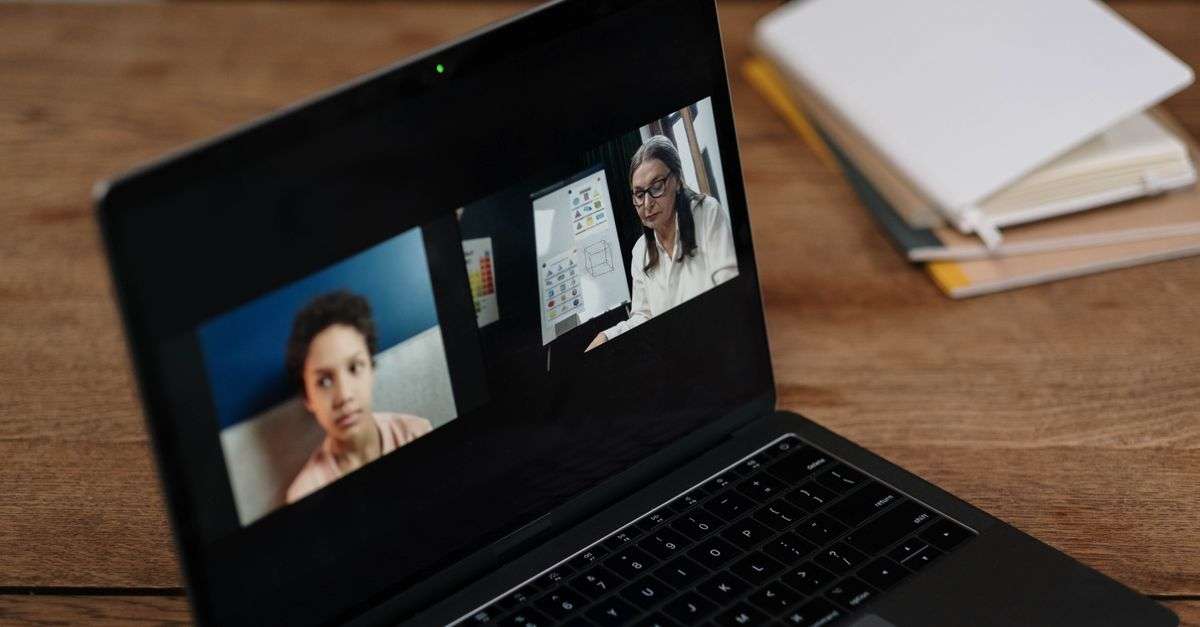 כמה מרוויחים מ-סדנאות אונליין